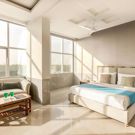 Hotel Aero Star Near Delhi Airport Νέο Δελχί Εξωτερικό φωτογραφία