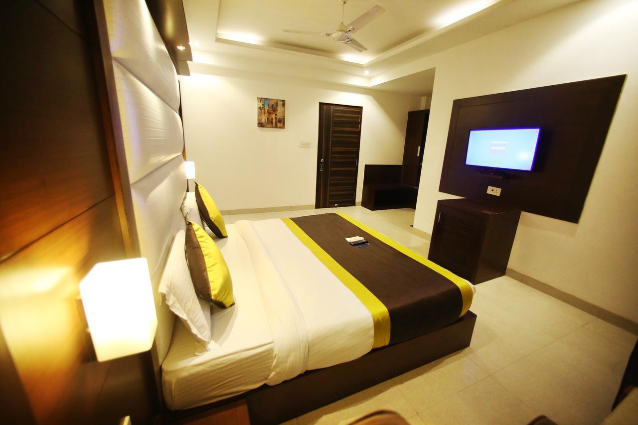 Hotel Aero Star Near Delhi Airport Νέο Δελχί Εξωτερικό φωτογραφία
