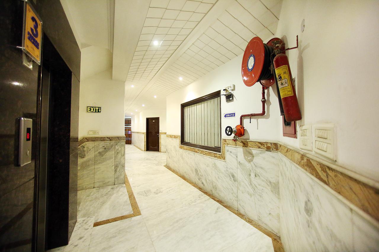 Hotel Aero Star Near Delhi Airport Νέο Δελχί Εξωτερικό φωτογραφία