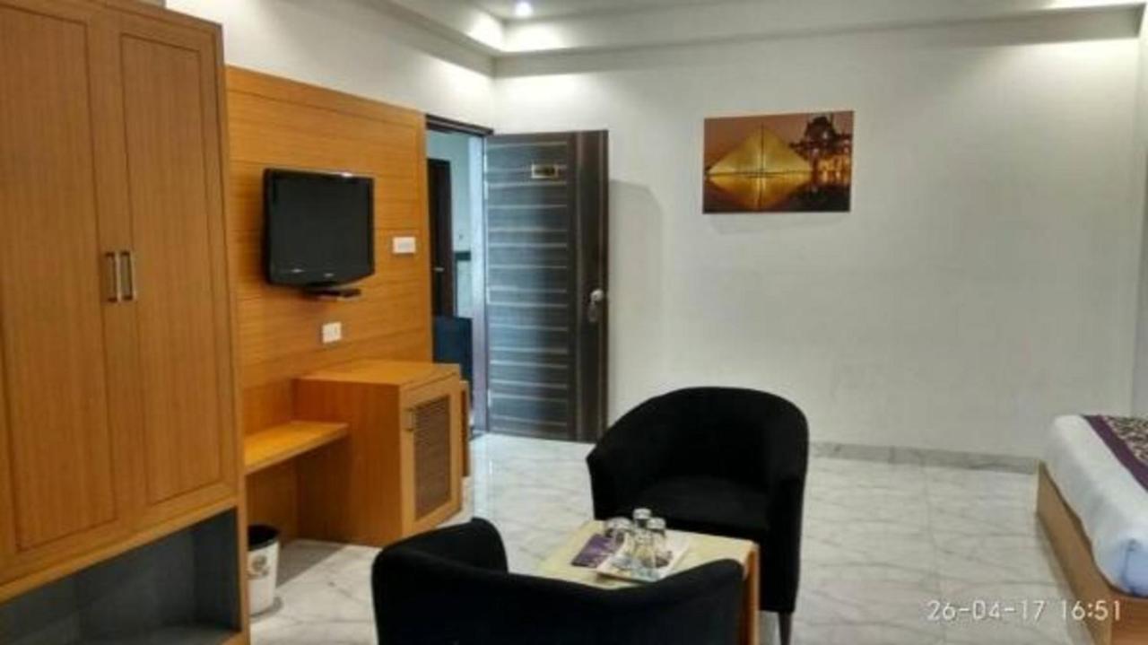 Hotel Aero Star Near Delhi Airport Νέο Δελχί Εξωτερικό φωτογραφία